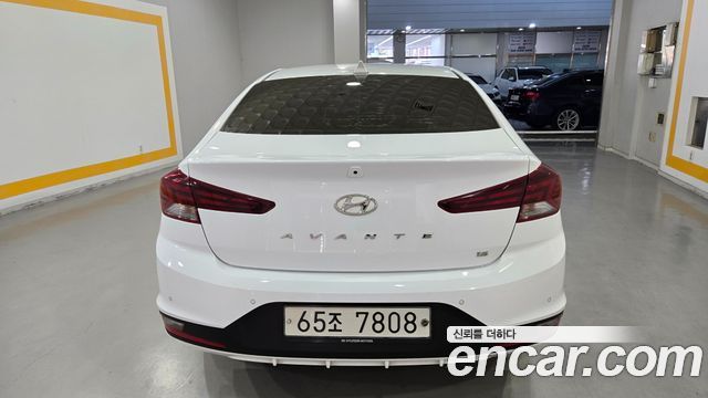 Hyundai AVANTE 1.6 Style — пробег 105 712 км — фото 5 из 5