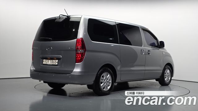 Hyundai Starex 5-Seater VAN Smart — пробег 137 979 км — фото 2 из 5
