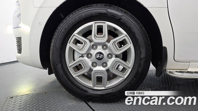 Hyundai Staria из Кореи Encar
